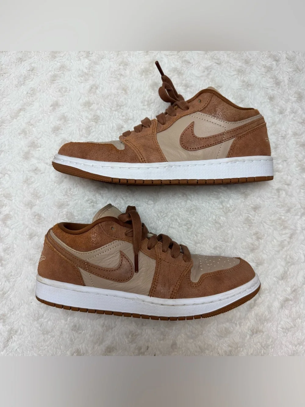 Nike low top